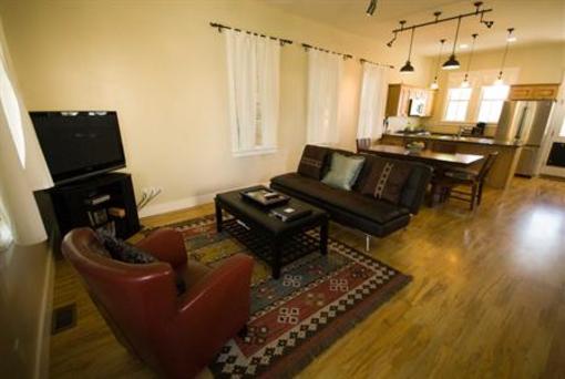 фото отеля South Main Vacation Rentals