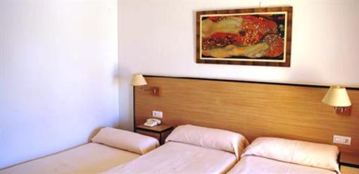 фото отеля Hotel Carabela 2