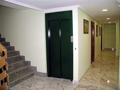 фото отеля Hotel Reyes de Leon