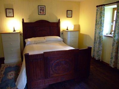 фото отеля Bois aux Pins Bed and Breakfast Chef Boutonne