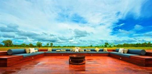 фото отеля Wildman Wilderness Lodge