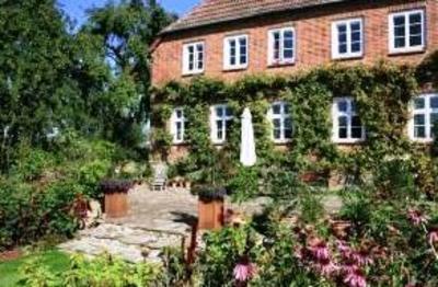 фото отеля Privatpension Kastanienhof Konigsfeld