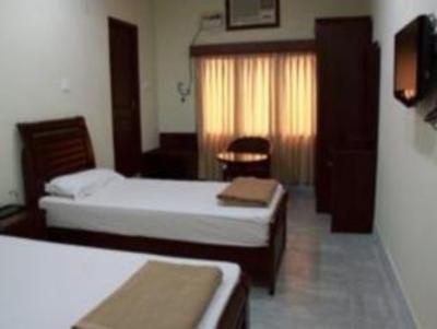 фото отеля Lloyds Guest House Chennai