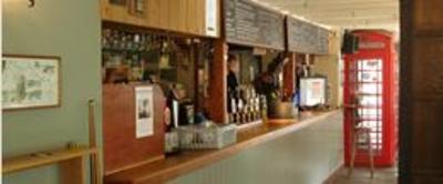 фото отеля The Saracens Head Inn