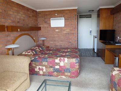 фото отеля Hill Crest Motor Inn