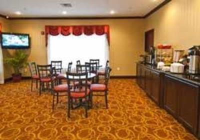 фото отеля Regency Inn & Suites