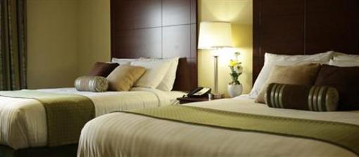 фото отеля Cobblestone Inn & Suites
