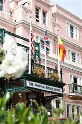фото отеля Norfolk Royale Hotel