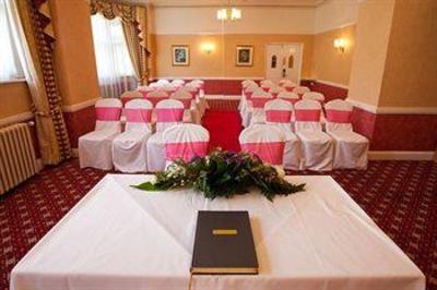 фото отеля Norfolk Royale Hotel
