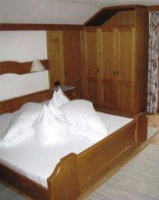 фото отеля Regina Pension Mayrhofen