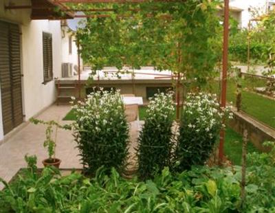 фото отеля Guest House Tin