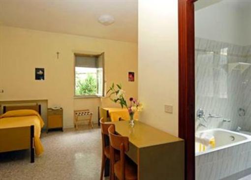 фото отеля Casa Nostra Signora Rome