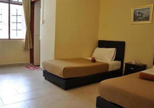 фото отеля Eight Mentigi Guest House