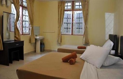 фото отеля Eight Mentigi Guest House