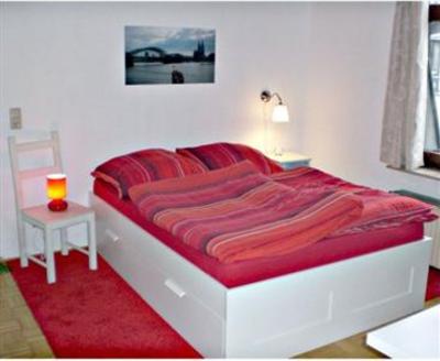 фото отеля Relax Apartment In Koln Zentral