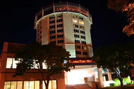 фото отеля Doubletree Hotel Jefferson City