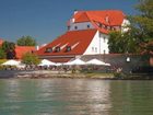 фото отеля Schloss Hotel Wasserburg am Bodensee