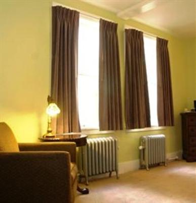 фото отеля Armstrong Hotel