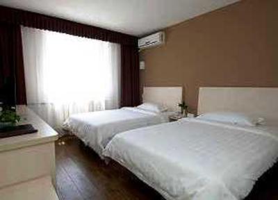 фото отеля Super 8 Hotel Railway Station Dalian