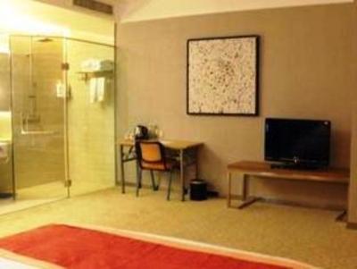 фото отеля Kunming Good World Spa Hotel