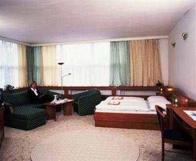 фото отеля Hotel Batov