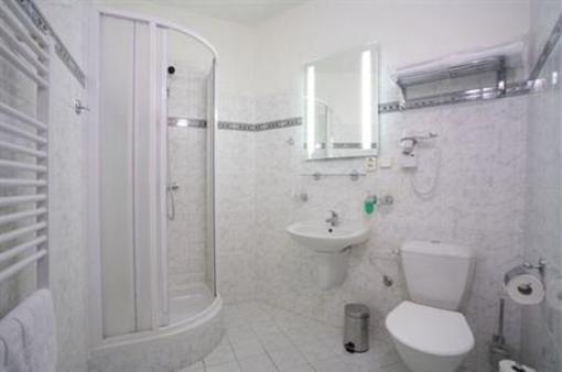фото отеля Hotel Batov