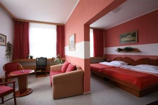 фото отеля Hotel Batov