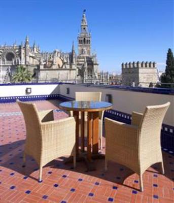 фото отеля Suite Alcazar