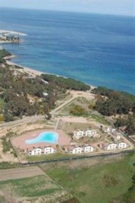 фото отеля Tancau Village Beach & Resort
