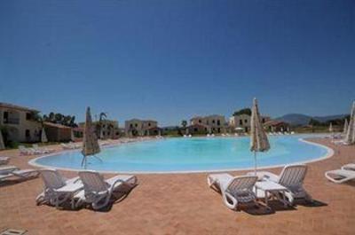 фото отеля Tancau Village Beach & Resort