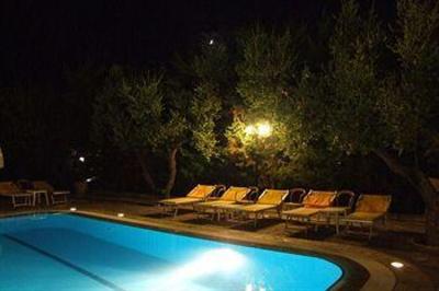 фото отеля Albergo Il Giardino