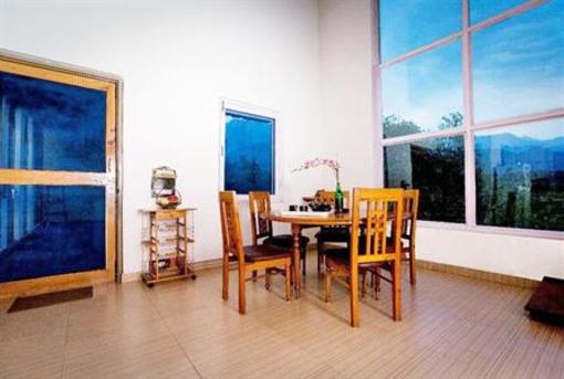 фото отеля Seclude Palampur