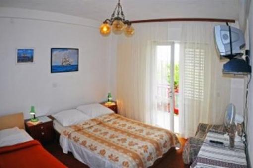 фото отеля Guesthouse Tea Hvar