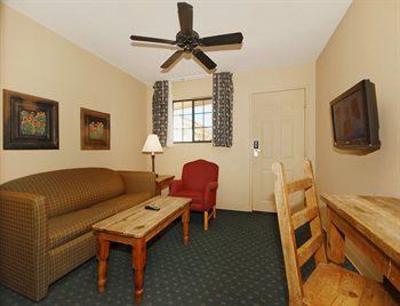 фото отеля Days Inn & Suites Llano