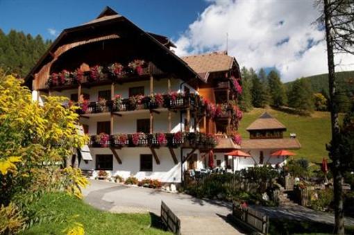 фото отеля Familienhotel Hinteregger Bad Kleinkirchheim