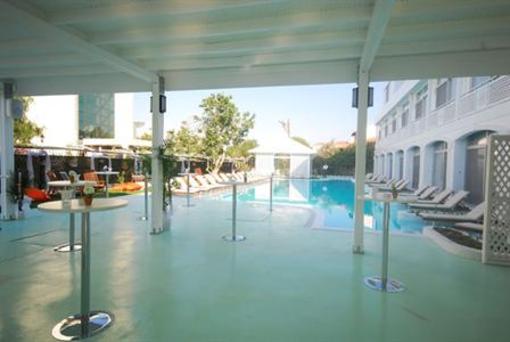 фото отеля The White Dahlia Hotel Cesme
