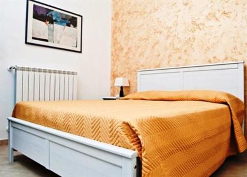 фото отеля B&B La Corte Degli Spada Borgo Antico Del Salento