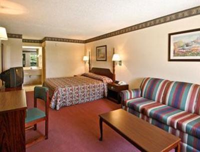 фото отеля Super 8 Brunswick/South