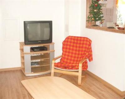 фото отеля Les Grandes Voies Cottages Le Menil