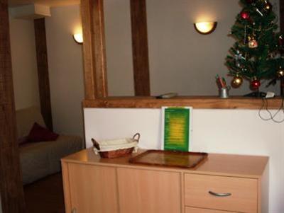 фото отеля Les Grandes Voies Cottages Le Menil