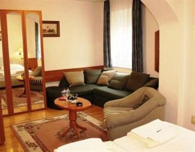 фото отеля Hotel Wesselenyi