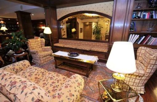 фото отеля Edelweiss Hotel Camprodon