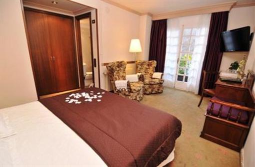 фото отеля Edelweiss Hotel Camprodon