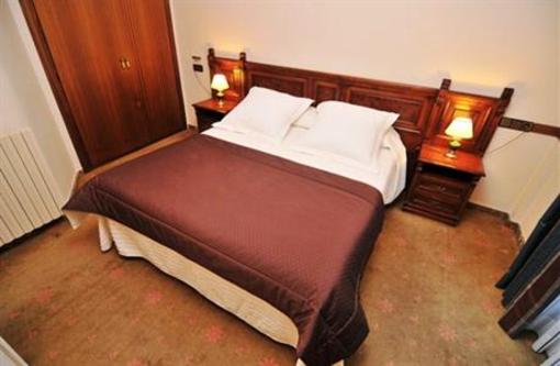 фото отеля Edelweiss Hotel Camprodon