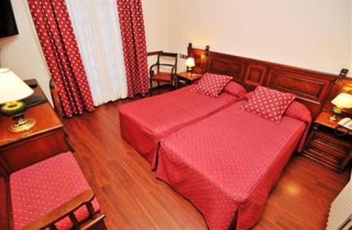 фото отеля Edelweiss Hotel Camprodon