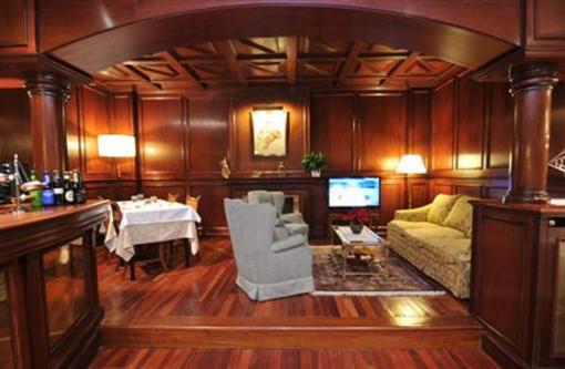 фото отеля Edelweiss Hotel Camprodon