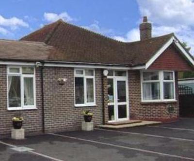 фото отеля Leeside Bed and Breakfast Littlehampton