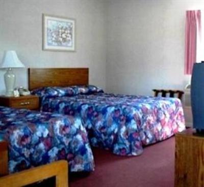 фото отеля Budget Host Inn Manistique