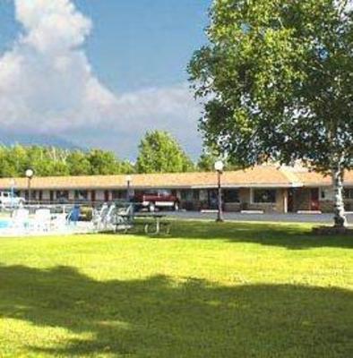 фото отеля Budget Host Inn Manistique