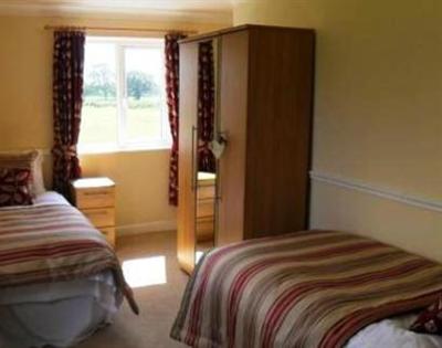фото отеля White Horse Lodge Hotel